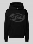 REVIEW Hoodie mit Label-Print in Black, Größe L
