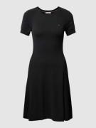 Tommy Hilfiger Knielanges Strickkleid mit Streifenmuster in Black, Grö...