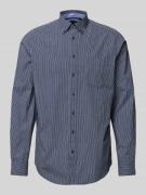 Christian Berg Men Regular Fit Freizeithemd mit Button-Down-Kragen in ...