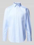 Christian Berg Men Regular Fit Businesshemd aus Feintwill in Hellblau,...