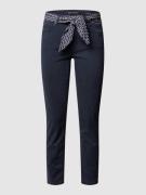 Marc O'Polo Slim Fit 7/8-Hose mit Gürtel in Marine, Größe 28/32