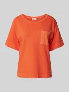 Marc O'Polo Loose Fit T-Shirt mit aufgesetzter Satin-Tasche in Orange,...