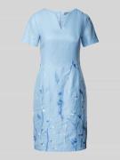 WHITE LABEL Knielanges Kleid mit V-Ausschnitt in Hellblau, Größe 44