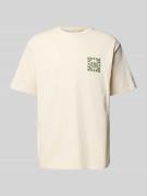 Les Deux T-Shirt mit Label-Print Modell 'Goods' in Offwhite, Größe L
