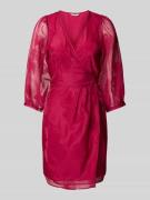 mbyM Wickelkleid mit 3/4-Arm Modell 'Dovie' in Bordeaux, Größe XS