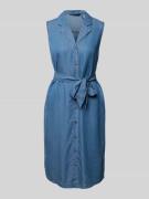 Vero Moda Tailliertes Jeanskleid mit Bindegürtel Modell 'BREE' in Blau...