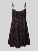 Review Minikleid mit Schlüsselloch-Ausschnitt in Black, Größe L