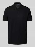 Christian Berg Men Poloshirt mit Logo-Stitching in Black, Größe M