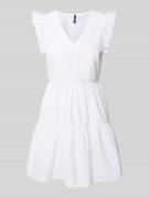 Vero Moda Loose Fit Freizeitkleid mit Baumwollanteil Modell 'FANNI' in...