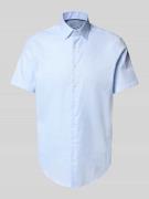 Christian Berg Men Regular Fit Business-Hemd mit Knopfleiste in Bleu, ...