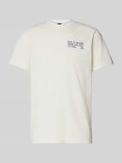 DEUS EX MACHINA T-Shirt mit Label-Print in Offwhite, Größe S