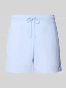 Tommy Hilfiger Regular Fit Badeshorts mit Logo-Stitching in Hellblau, ...