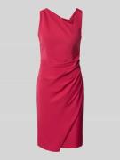 Vera Mont Cocktailkleid mit seitlicher Raffung in Kirsche, Größe 36
