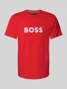 BOSS T-Shirt mit Label-Print in Rot, Größe L