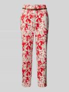 Christian Berg Woman Slim Fit Stoffhose mit Gürtel in Rot, Größe 38