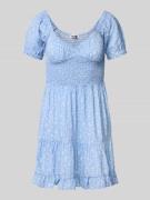 Review Minikleid aus Viskose mit Smok-Details in Bleu, Größe L