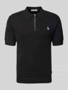 REVIEW Slim Fit Poloshirt mit Label-Stitching in Black, Größe L
