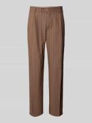 BLKVIS Straight Leg Bundfaltenhose mit Gürtelschlaufen in Mittelbraun,...