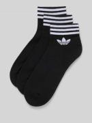 adidas Originals Socken aus Baumwoll-Mix mit Logo-Stitching im 3er-Pac...