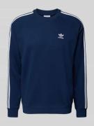 adidas Originals Sweatshirt mit Label-Stitching in Marine, Größe XS