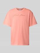 KARL KANI T-Shirt mit Label-Stitching in Orange, Größe L