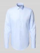 Jake*s Slim Fit Businesshemd mit extra langem Arm in Bleu, Größe 43/44