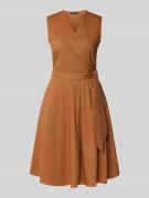 More & More Knielanges Wickelkleid mit V-Ausschnitt in Cognac, Größe 3...