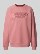 Tommy Jeans Oversized Sweatshirt aus Baumwoll-Mix in Rostrot, Größe L