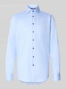 Christian Berg Men Regular Fit Businesshemd aus reiner Baumwolle mit e...