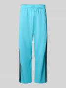 adidas Originals Sweatpants mit elastischem Bund in Hellblau, Größe L