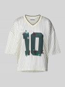 Review Relaxed Fit T-Shirt mit V-Ausschnitt in Offwhite, Größe M