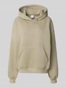 Gina Tricot Hoodie mit überschnittenen Schultern und Känguru-Tasche in...