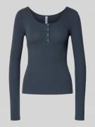 Pieces Slim Fit Langarmshirt aus Baumwoll-Mix Modell 'KITTE' in Dunkel...