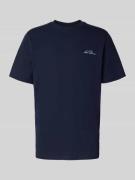 Les Deux T-Shirt mit floralen Stitchings Modell 'Wild Flower' in Marin...