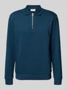 Lindbergh Relaxed Fit Poloshirt mit Label-Detail in Blau, Größe M