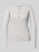 Copenhagen Muse Strickpullover aus Viskose-Mix mit Knopfleiste in Hell...