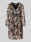 ZABAIONE Knielanges Kleid mit V-Ausschnitt in Black, Größe L