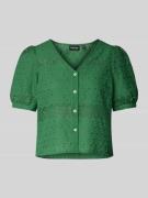 Pieces Regular Fit Bluse mit Lochstickerei Modell 'TAYA' in Gruen, Grö...