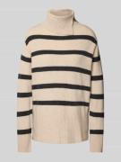 Christian Berg Woman Regular Fit Strickpullover aus reiner Wolle in Be...