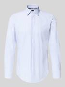 BOSS Slim Fit Businesshemd mit Kentkragen Modell 'HANK' in Bleu, Größe...