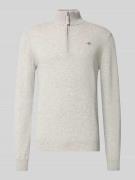 Gant Regular Fit Pullover mit Strick-Optik aus reiner Lammwolle in Mit...