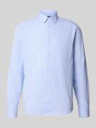 Jake*s Slim Fit Businesshemd mit Knopfleiste in Hellblau, Größe 37/38