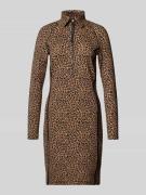 Marc Cain Knielanges Kleid mit Hemdblusenkragen in Camel, Größe 34