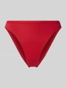 Calvin Klein Underwear Slim Fit Bikini Brief mit Logo-Stitching in Rot...
