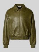 PROHIBITED Jacke mit Reißverschluss in Oliv, Größe XS