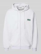 American Vintage Sweatjacke mit Kapuze Modell 'BAPTOWN' in Hellgrau Me...