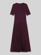 BOSS Figurbetontes Midikleid mit plissiertem Rockteil Modell 'FADRIDI'...