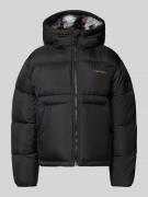 Carhartt Work In Progress Steppjacke mit Kapuze und Eingrifftaschen Mo...