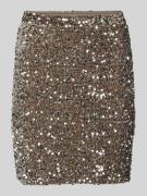 Pieces Figurbetonter Mini-Rock mit Paillettenbesatz Modell 'KAM' in An...