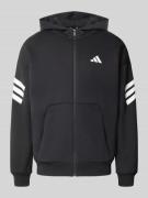 adidas Sportswear Regular Fit Sweatjacke mit Känguru-Tasche in Black, ...